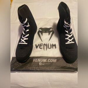Venum Contender Boxing Shoes